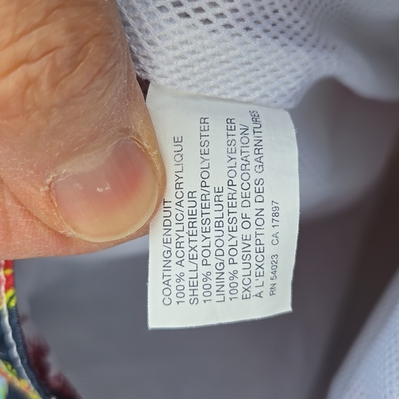 GAP Mens Red and Blue Swim Trunks. Size XL. - Picture 11 of 11